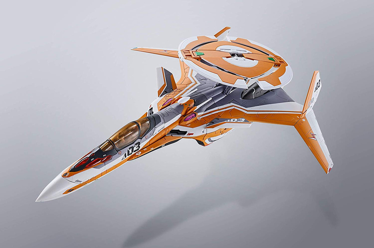 Bandai DX Chogokin VF-31E Siegfried (Chuck Mustang Custom)