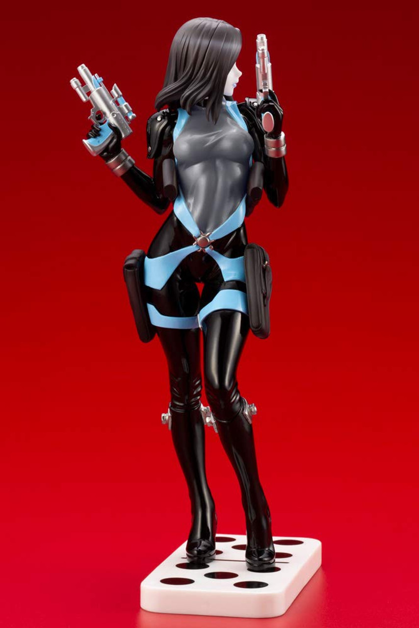 MARVEL - デブソー　アリクイ Amazon.com: Deadpool: Breaking The Fourth Wall PVC Statue