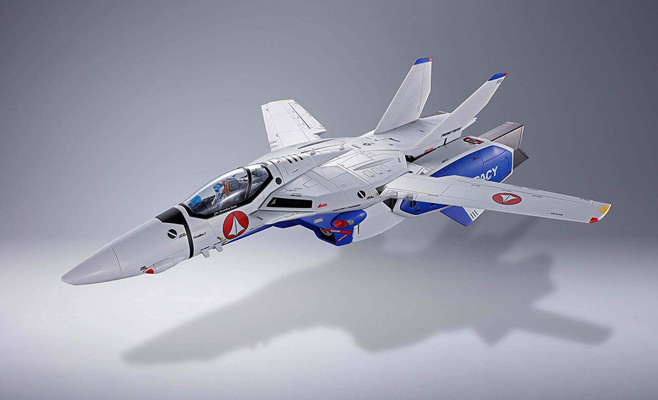 DX Chogokin VF-1A Valkyrie (Maximilian Jenius Custom)