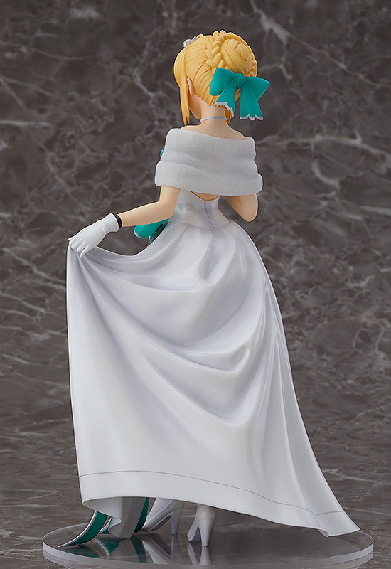 Saber/Altria Pendragon: Heroic Spirit Formal Dress Figure