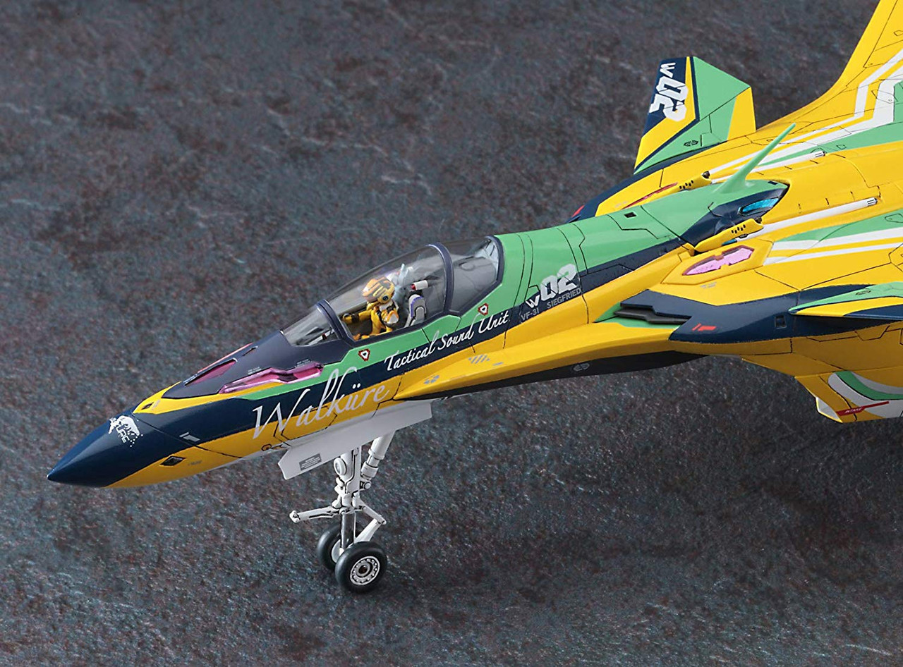 Hasegawa VF-31F Siegfried Kaname Buccaneer Colo | PlazaJapan
