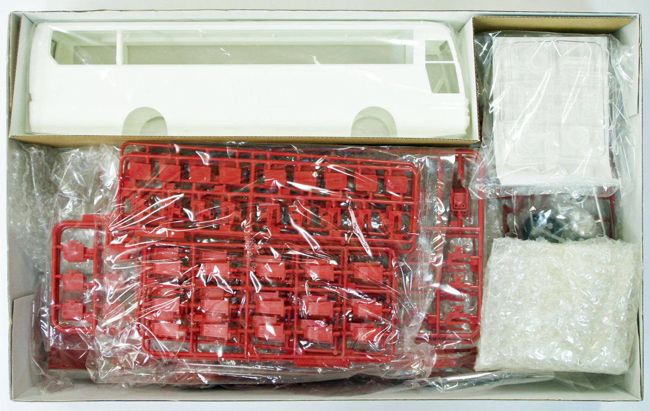 SUPER ORIENT サロンバス 1/32 スケール Aoshima 47286 Super Orient Japanese Bus 1/32 Scale Kit - Plaza Japan