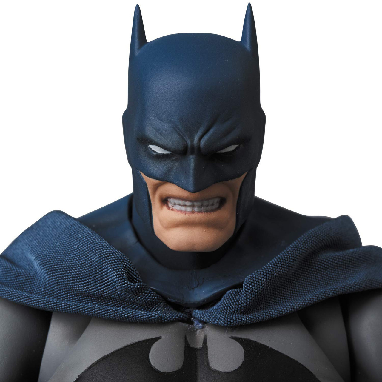 Medicom MAFEX 105 Batman Hush Action Figure | PlazaJapan