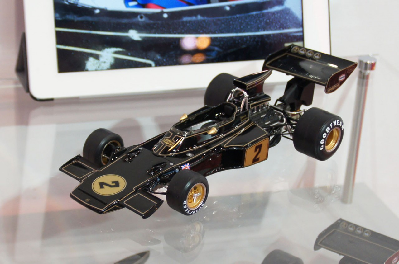 Ebbro 20003 Team Lotus type 72E (1973) 1/20 Scale plastic model