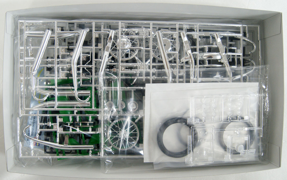 Hasegawa BK8 Kawasaki KH250-B3/B5 1/12 Scale | PlazaJapan
