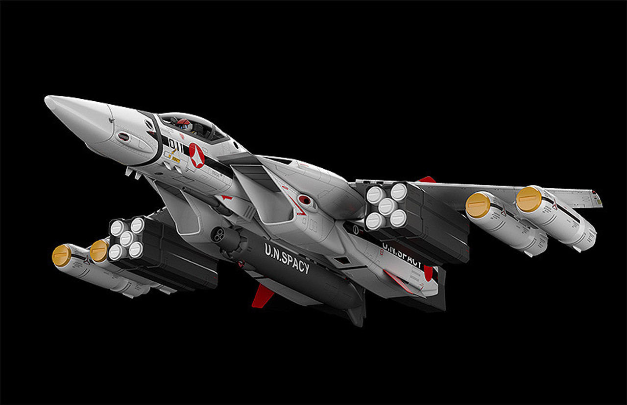 PLAMAX MF-45 VF-1 Fighter Valkyrie 1/20 Scale Kit Macross