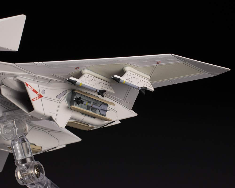Kotobukiya KP513 ADFX-10F Ace Combat 7: Skies Unknown Kit