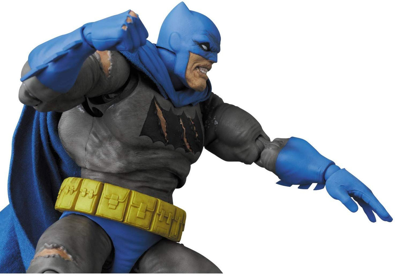 MAFEX 119 Batman Figure (TDKR: The Dark Knight Triumphant)