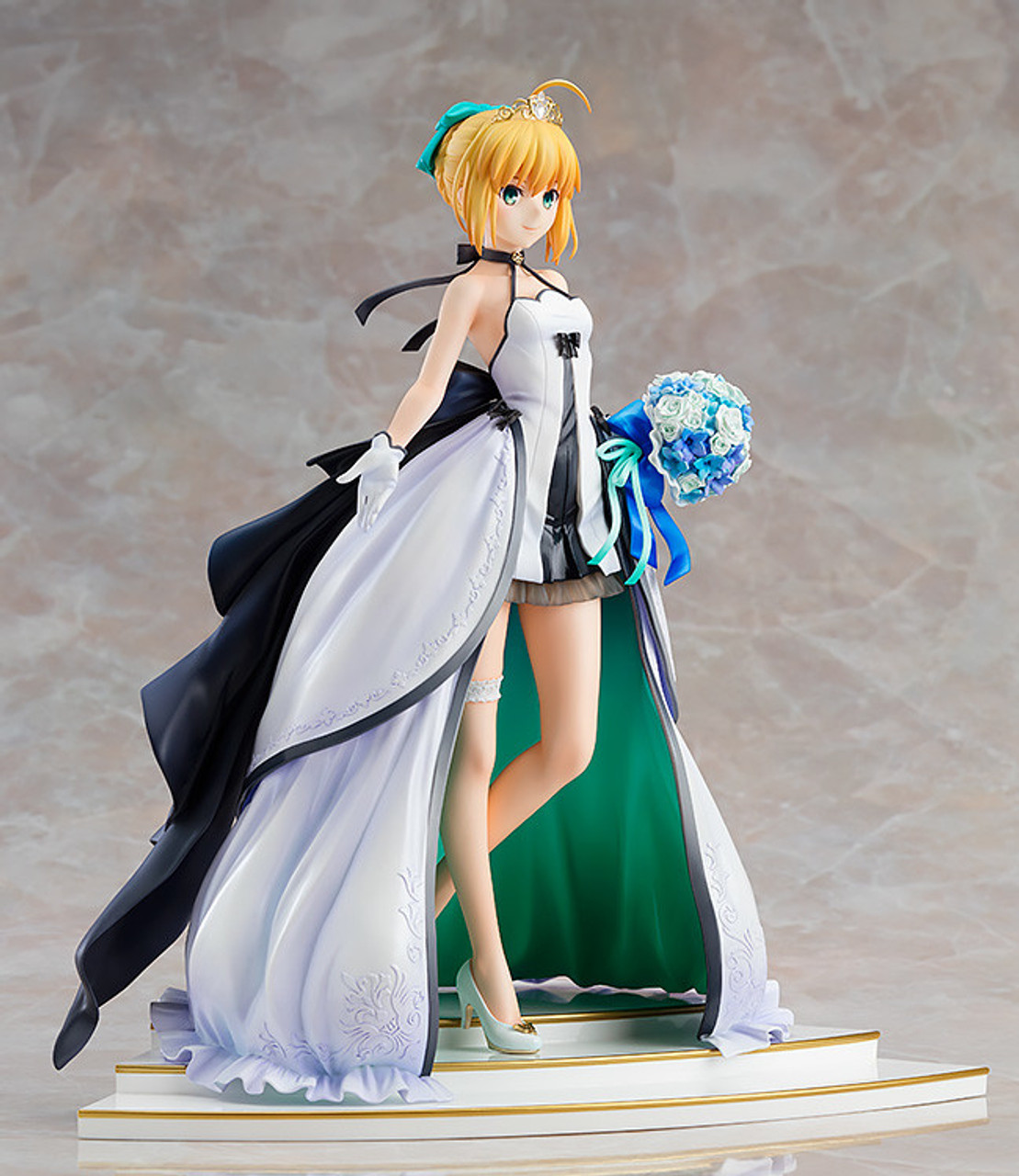 フィギュア　Fate/stay night 15th Celebration Saber 15th Celebration Dress Ver. 1/7 Figure Fate/stay night