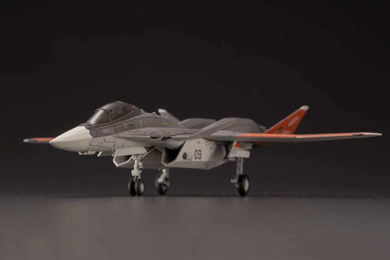 Ace Combat 7 Skies Unknown X-02S 1/144 Scale Model Kit