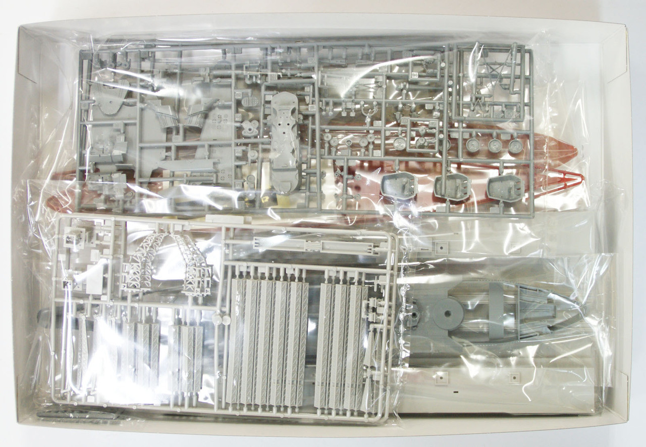Fujimi TOKU SP27 IJN BattleShip Yamato Dock Set 1/700 Scale Kit
