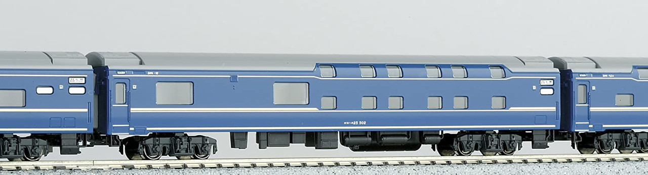 Kato 10-831 JR Series 24 Sleeping Express 