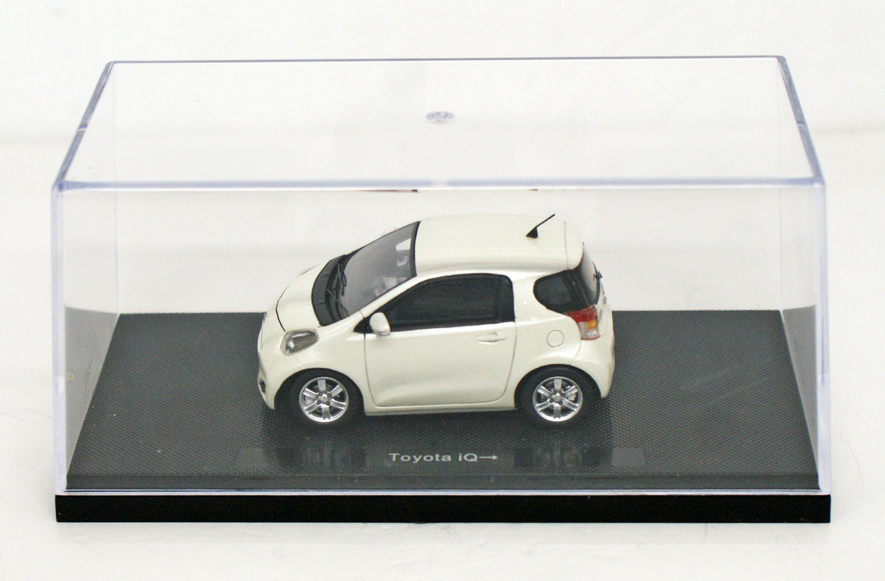 Ebbro 44696 TOYOTA IQ WHITE 1/43 Scale - Plaza Japan