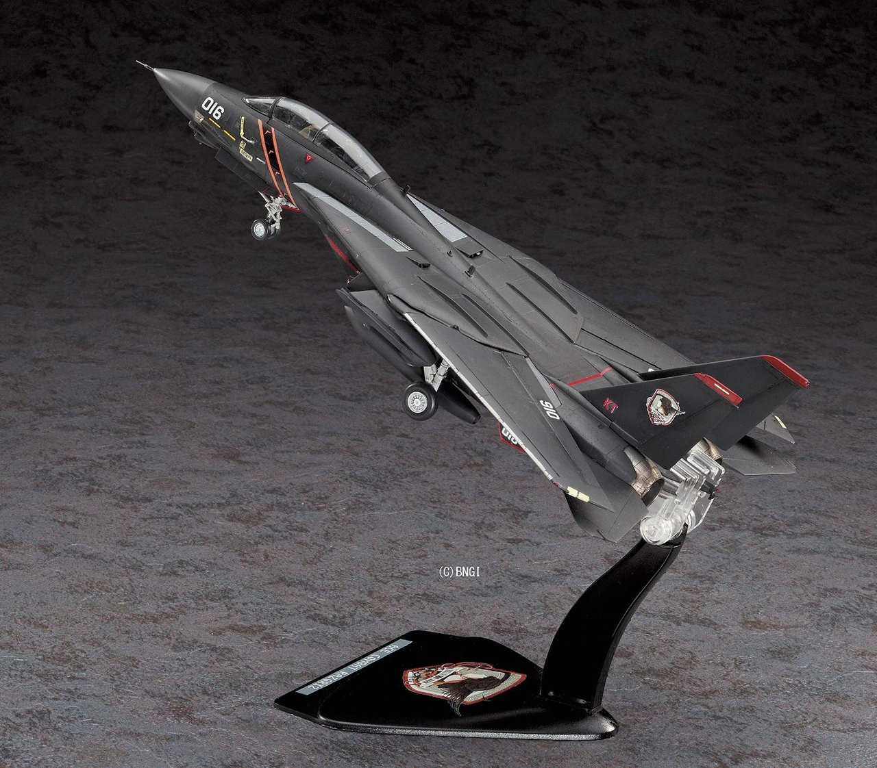 Hasegawa 1/72 Ace Combat F-14A Tomcat 'Razgriz' Plastic Model