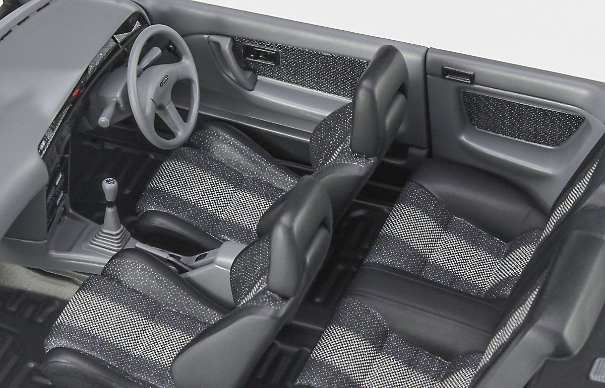 JBOY16ページ Hasegawa 1/24 Toyota Corolla Levin AE92 GT APEX Early Type