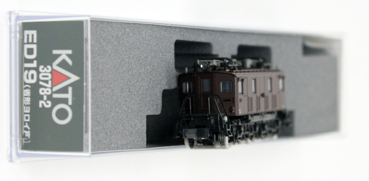 Kato 3078-2 JNR Electric Locomotive Type ED19 (Shortening Type Door) (N  scale)