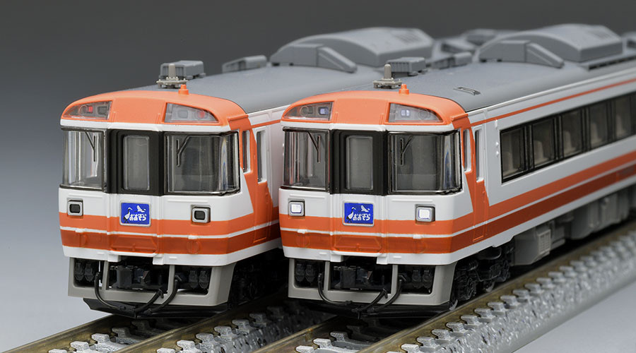 98419 JR Series KIHA 183-500 Diesel Car (Aozoura) 5 Cars (N scale)