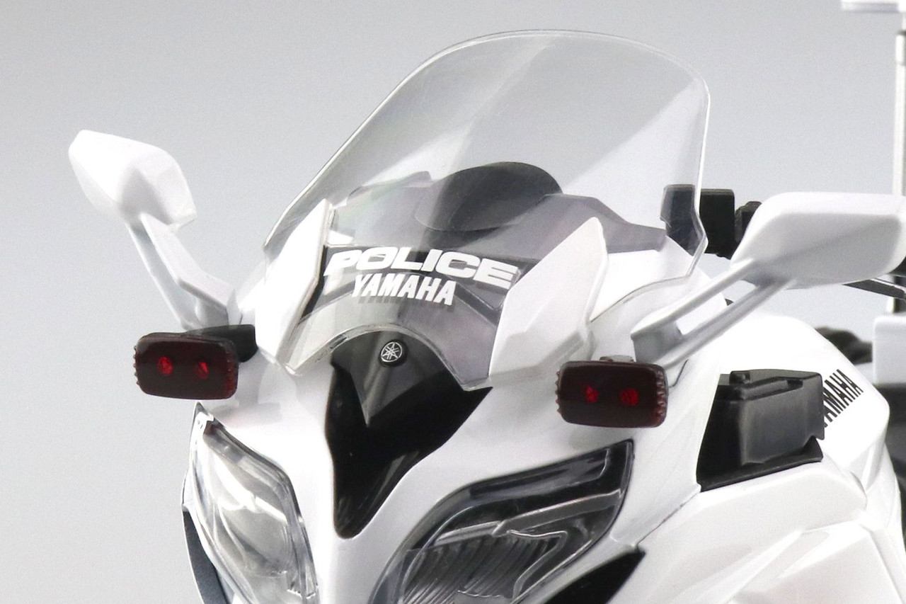 SKYNET 1/12 YAMAHA FJR1300P White Police Bike Finished Model