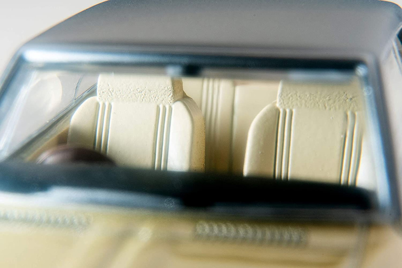 Tomica Limited Vintage 1/64 Toyopet Crown Hardtop Super Deluxe Gold
