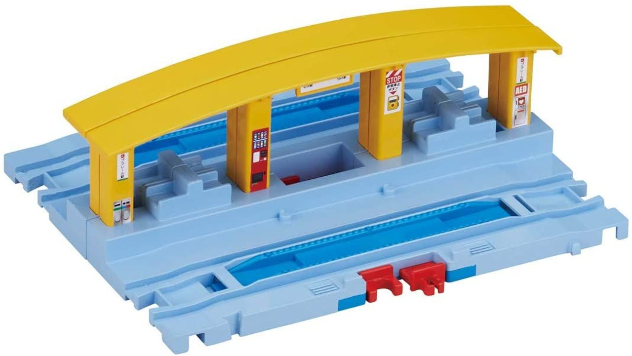 Takara Tomy Pla-Rail Let's Connect! (Train Station)