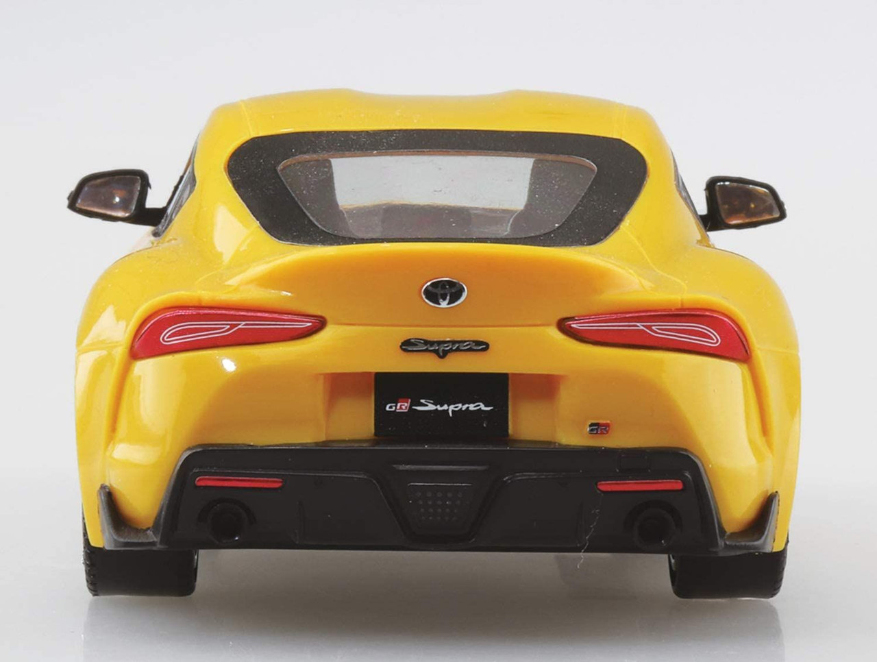 The Snap Kit 1/32 Toyota GR SUPRA Lighting Yellow Plastic Model