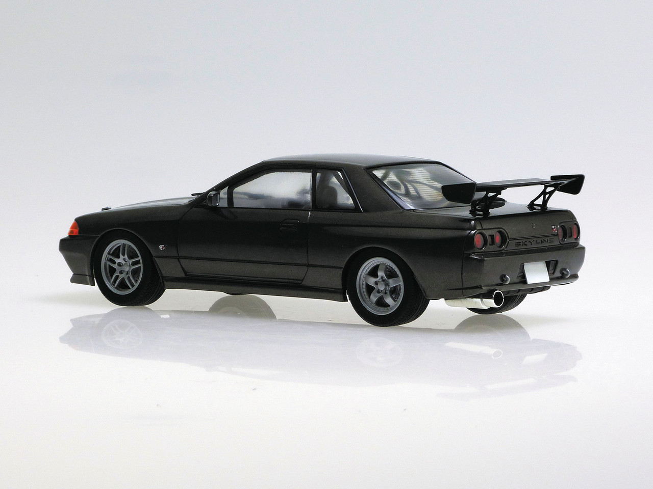 Initial D 1/24 R.Hojyo BNR32 Skyline GT-R Plastic Model