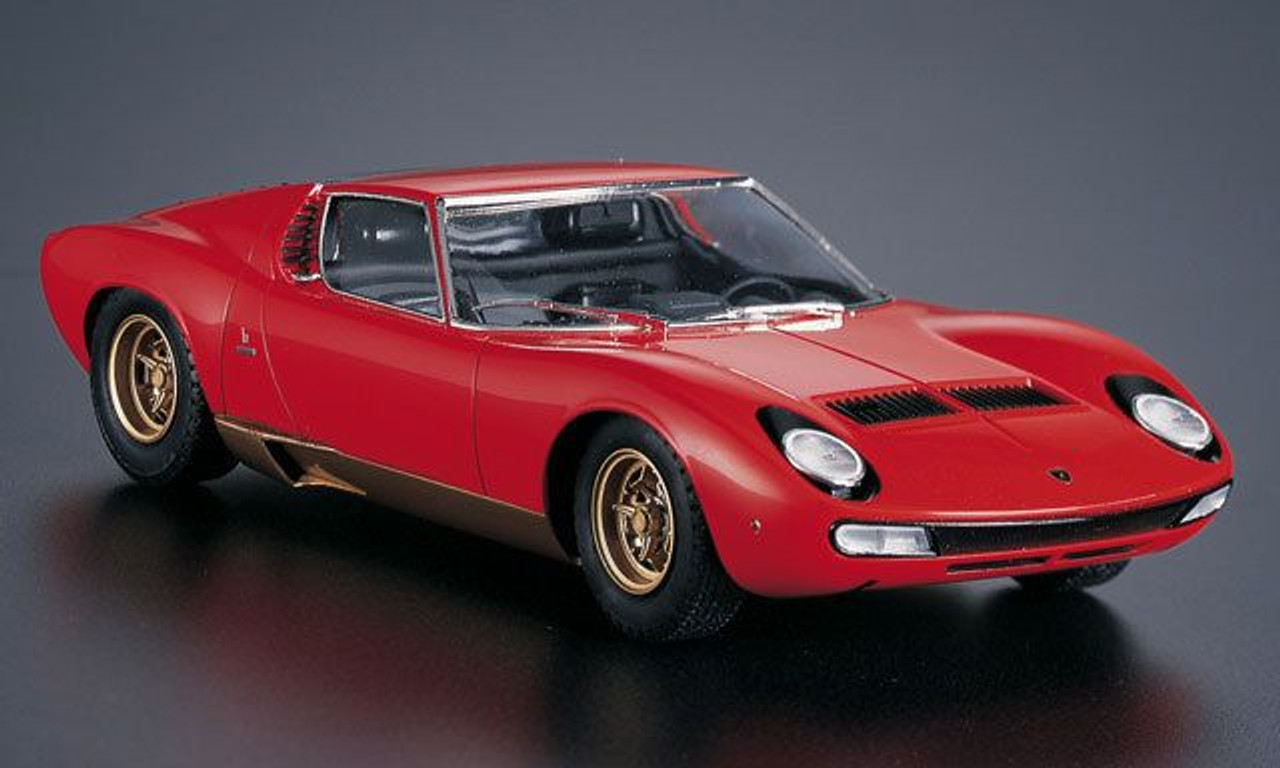 1/24 Lamborghini Miura P400 SV (1971) Plastic Model