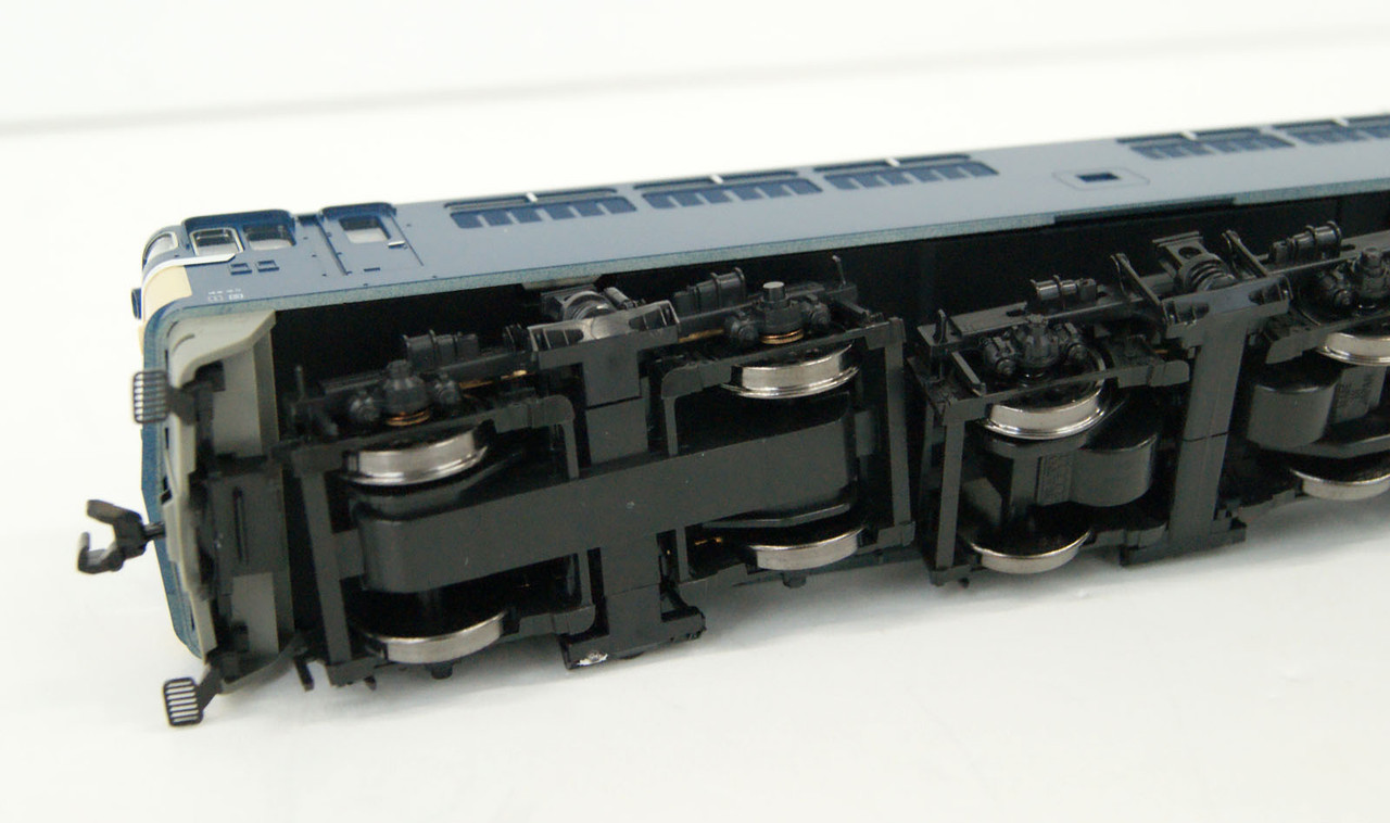 1-304 Electric Locomotive Type EF65 0 (General Color) (HO scale)