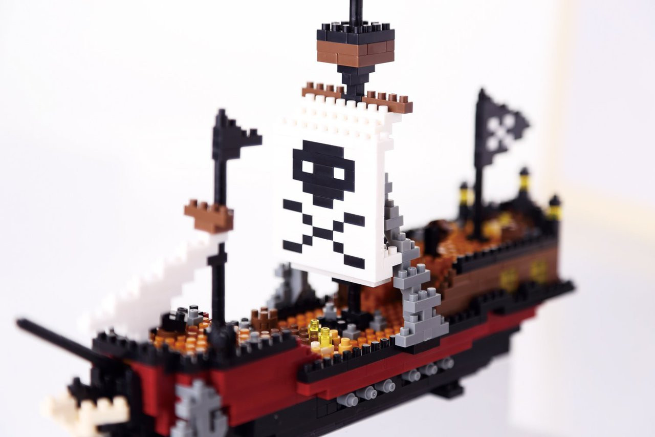 Kawada NBM-011 nanoblock Pirate Ship - Plaza Japan