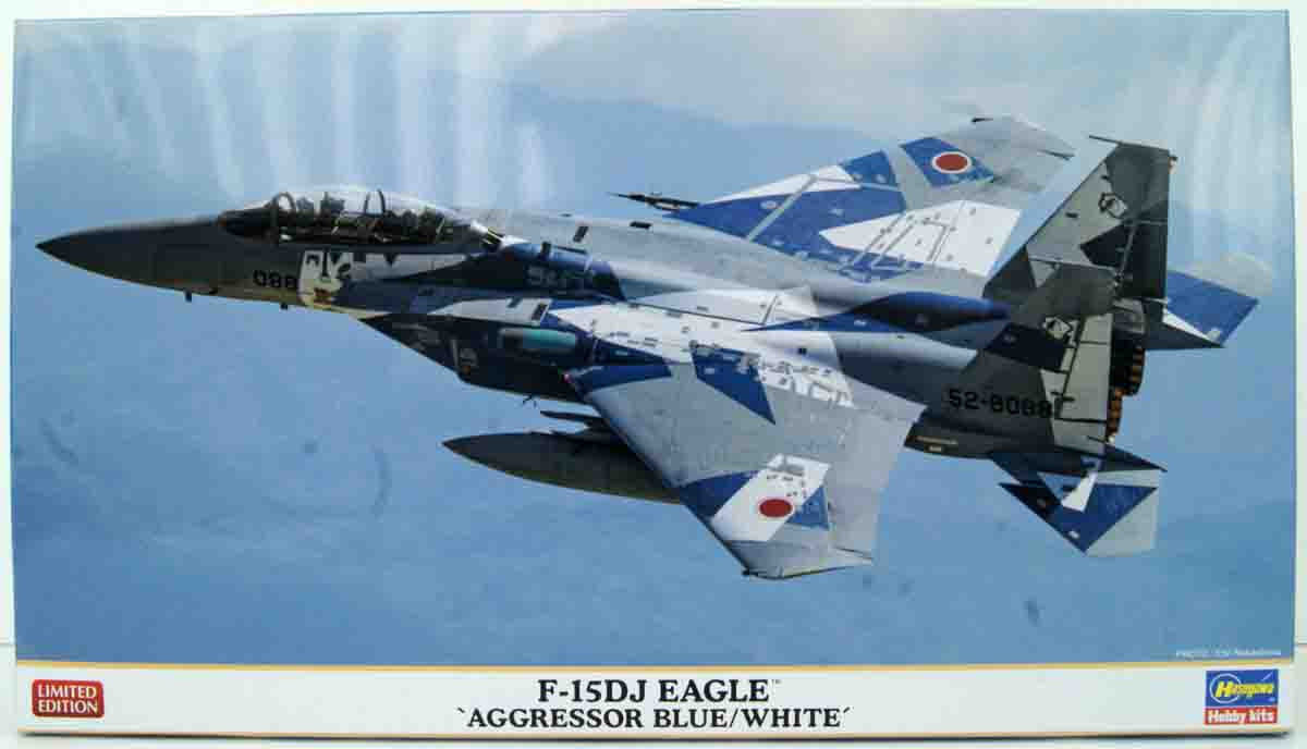 1/72 F15DJ Eagle Aggressor Blue/White Plastic Model