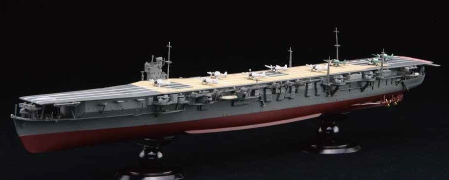 Full Hull 1/700 IJN Aircraft Carrier Soryu Plastic Model