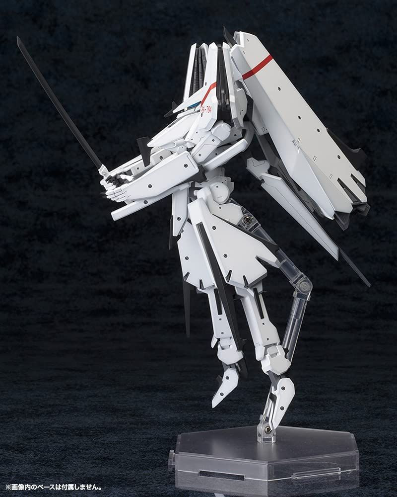 Type 17 Garde Tsugumori Custom 2 Plastic Model (Knights of Sidonia)