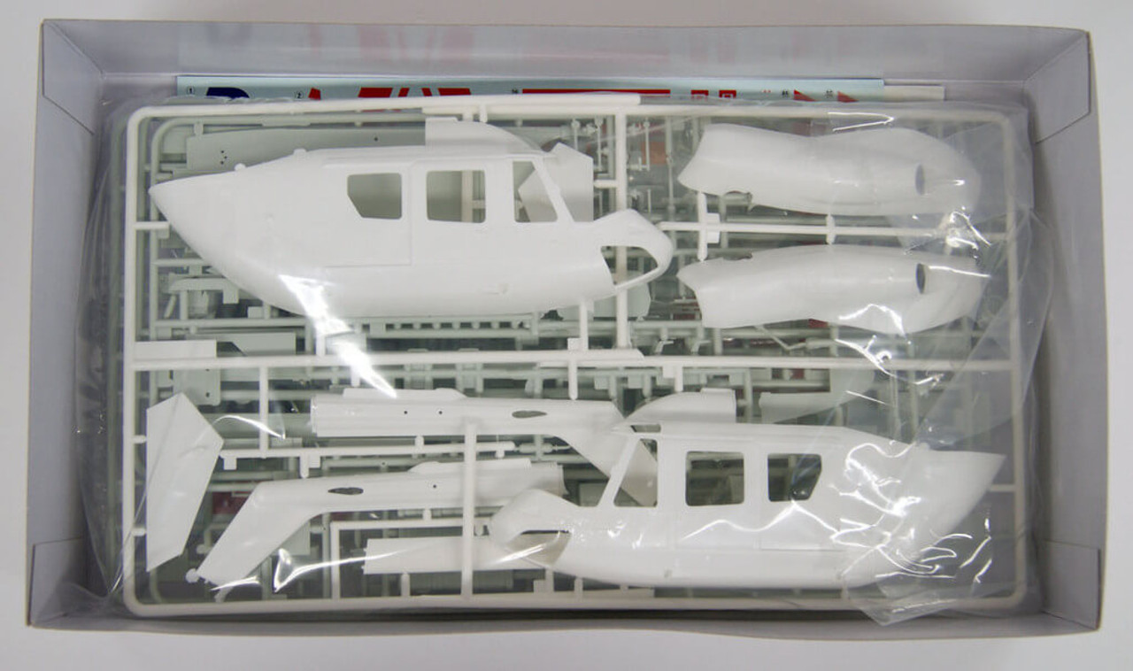 Hasegawa 08229 BK-117 Doctor Heli 1/32 Scale Kit