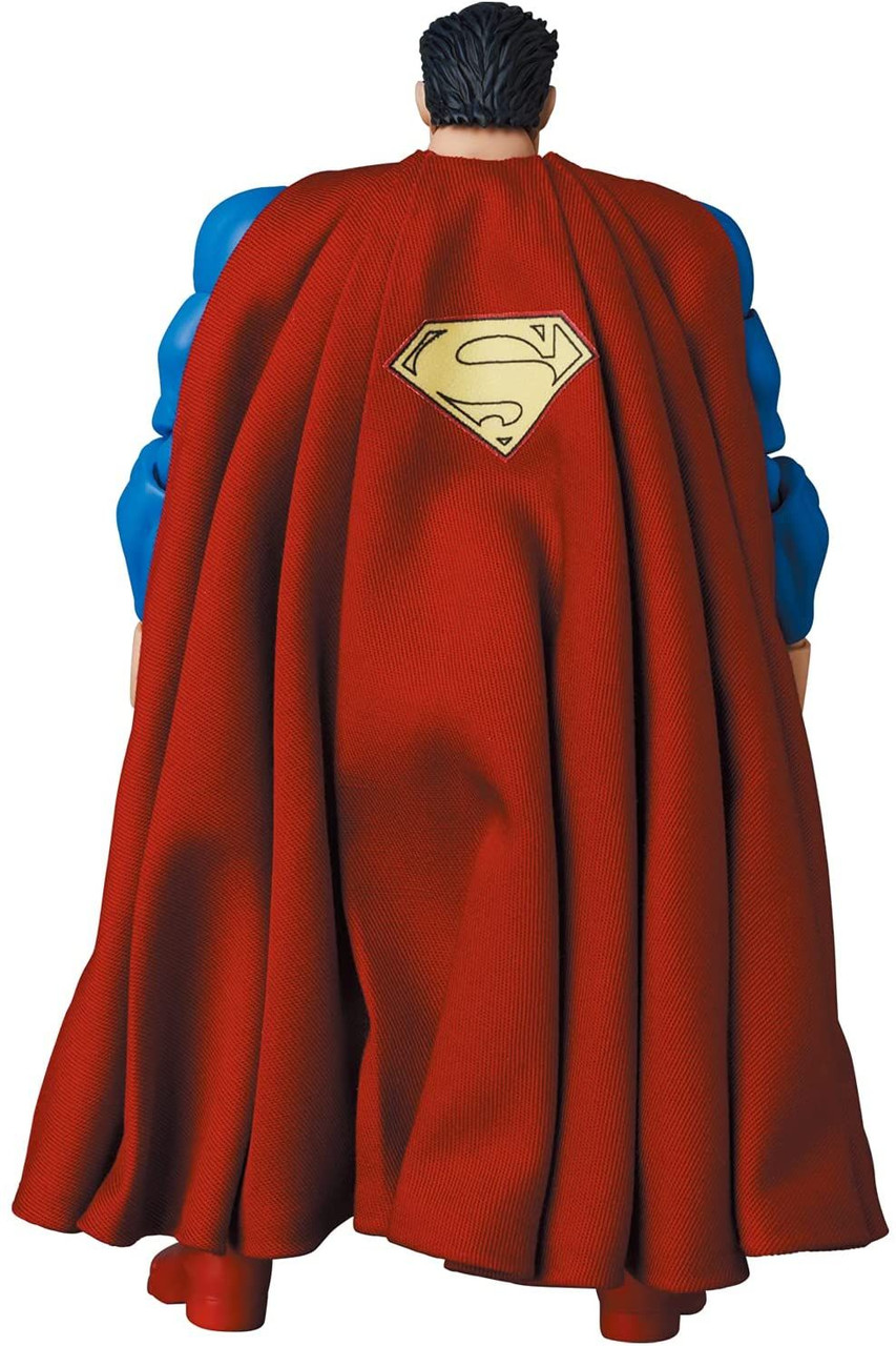 MAFEX Superman Figure (The Dark Knight Returns)