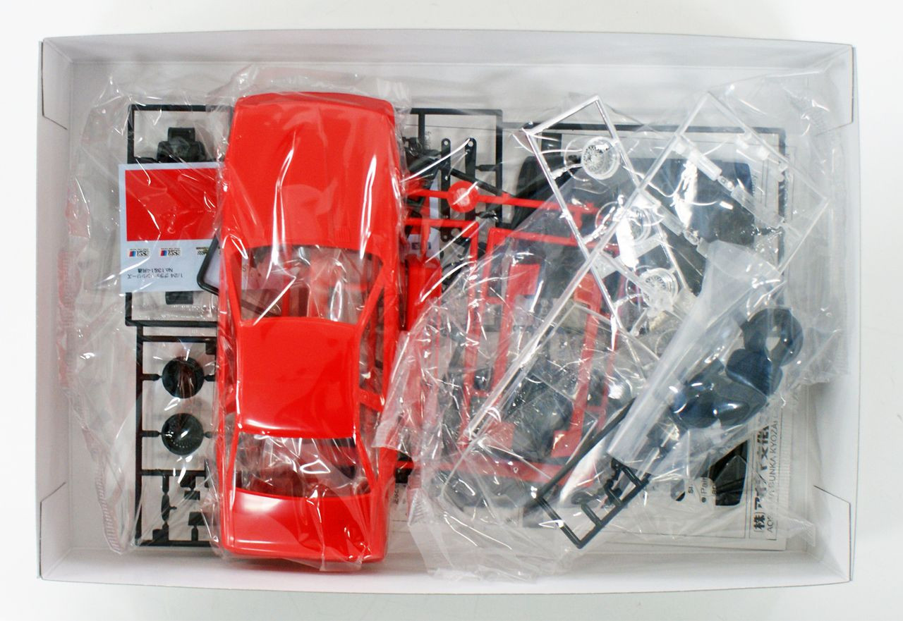 Grachan 1/24 Soarer 2000VR TURBO (Toyota) Plastic Model