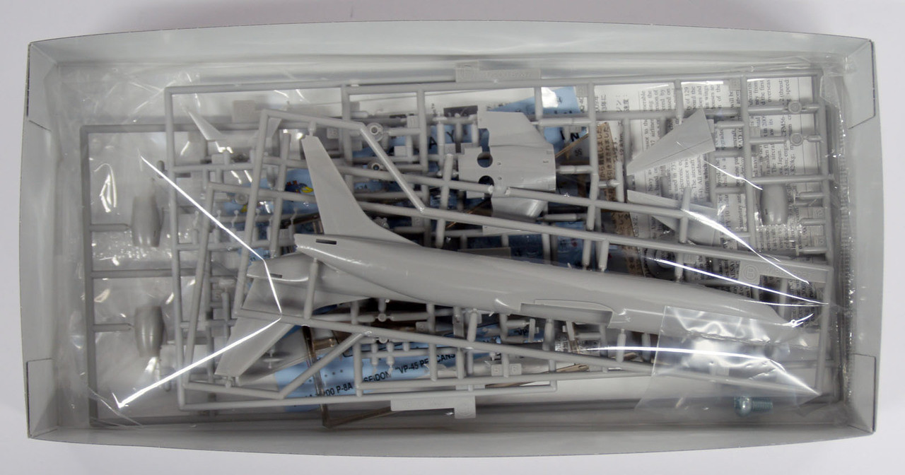 Hasegawa 10814 P-8A Poseidon VP-45 Pelicans (Limited Edition) 1