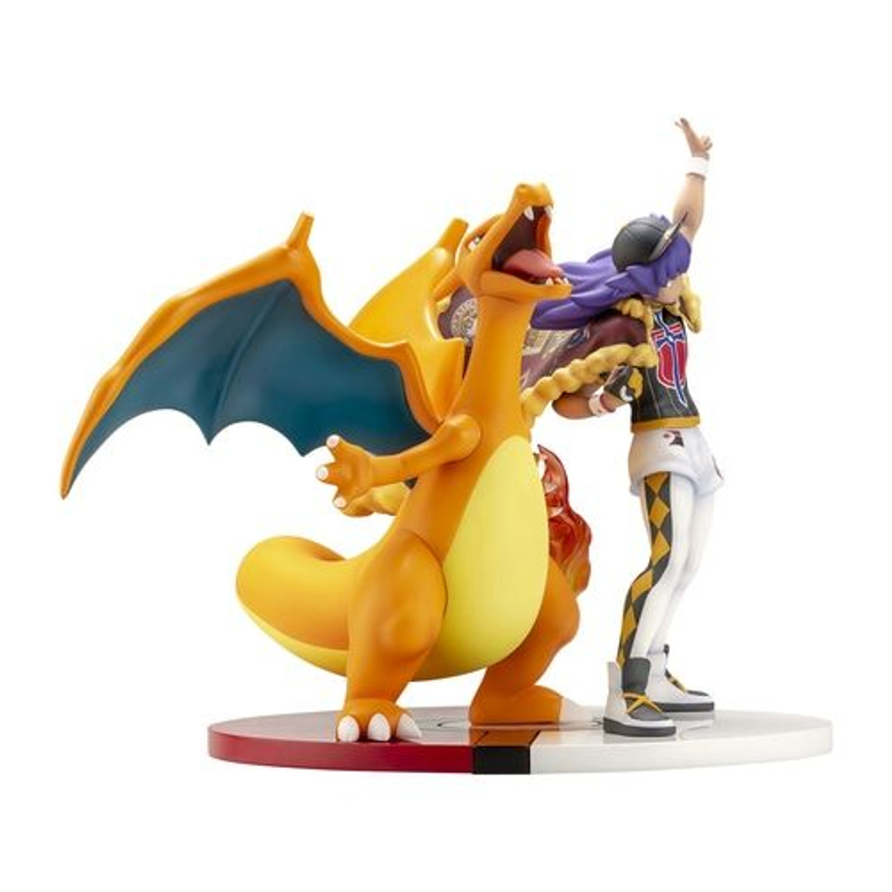 Pokemon Center Original Leon and Charizard Figure