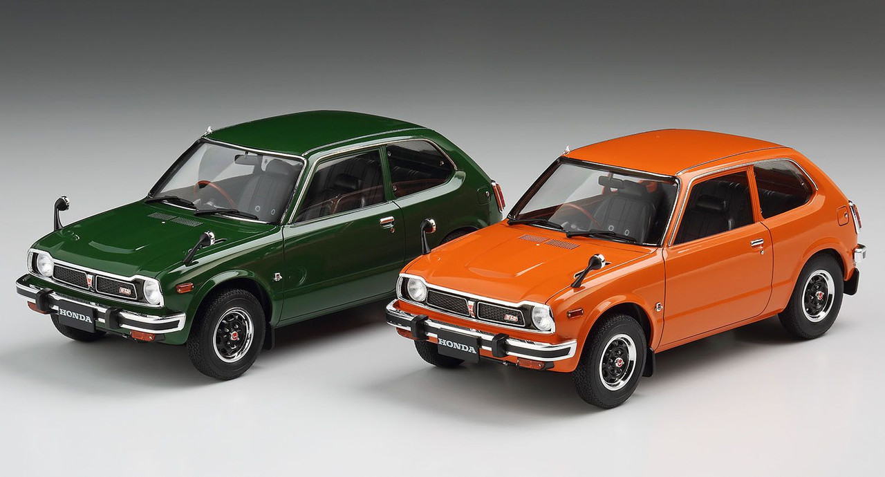 1/24 Honda Civic RS (SB-1) 3 Door Hatchback (1974) Plastic Model