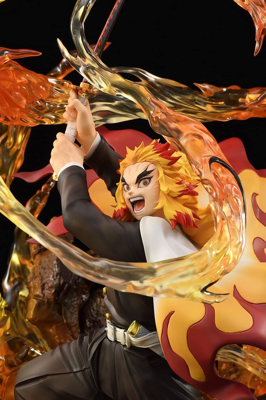 Kyojuro Rengoku DX Ver. 1/8 Figure (Demon Slayer: Kimetsu no Yaiba)