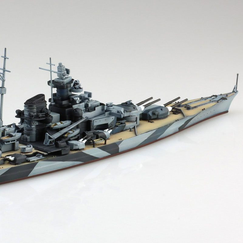 Waterline 1/700 German Battleship Tirpitz Plastic Model