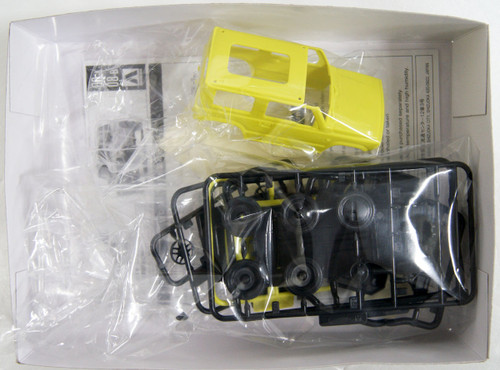 Aoshima 57766 08-A Suzuki Jimny (Kinetic Yellow) 1/32 Scale Pre-Painted Snap-Fit Kit