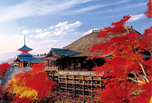Epoch Jigsaw Puzzle 10-786 Japanese Landscape Colored Leaves Kiyomizu Temple in Kyoto (1000 Pieces)