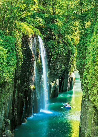 Beverly 66-213 Jigsaw Puzzle Takachiho Gorge in Japan (600 Pieces)