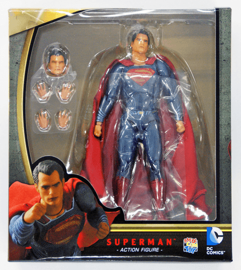 Medicom MAFEX 018 Superman from Batman V Superman Figure 4530956470184