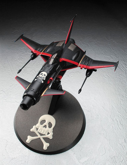Hasegawa 1/72 Captain Harlock Space Wolf SW-190 Harlock Custom w/Acrylic Stand Figure Plastic Model