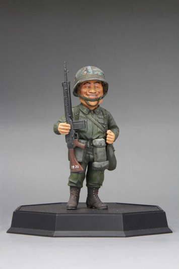  Fine Molds 1/12 JGSDF Infantryman with Type 64 Assault Rifle Plastic Model 