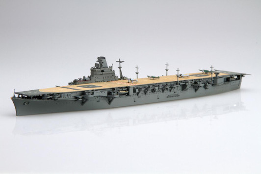  Fujimi 1/700 TOKU IJN Aircraft Carrier Hiyo (1945 / Operation A-Go) Plastic Model 