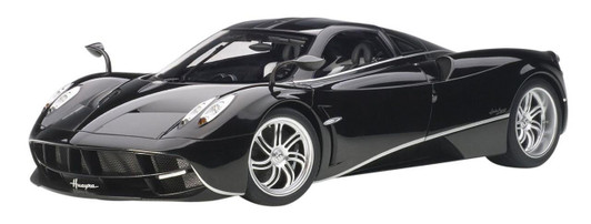  AUTOArt 1/12 Pagani Huayra (Black/Silver Stripe) Finished Model 