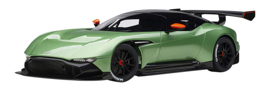  AUTOArt 1/18 Aston Martin Vulcan (Metallic Green) Finished Model 