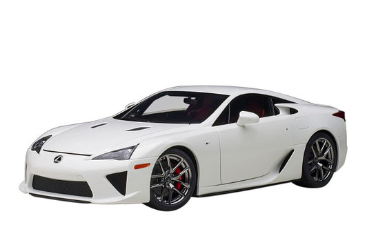  AUTOArt 1/18 Lexus LFA (Whitest White) Finished Model 